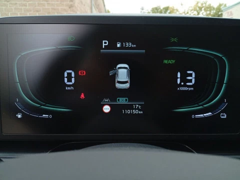 Kia Niro 1.6 GDi HEV 104kW (141CV) Concept