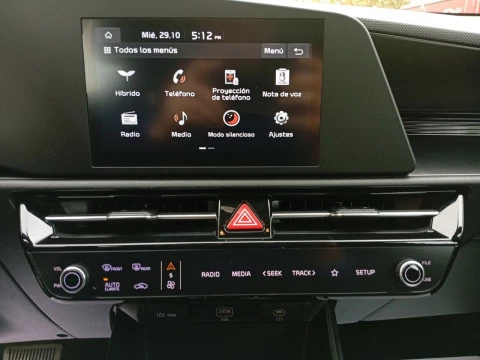 Kia Niro 1.6 GDi HEV 104kW (141CV) Concept