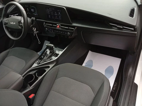 Kia Niro 1.6 GDi HEV 104kW (141CV) Concept