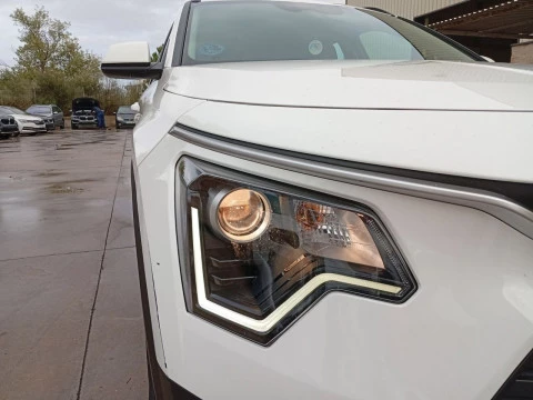 Kia Niro 1.6 GDi HEV 104kW (141CV) Concept