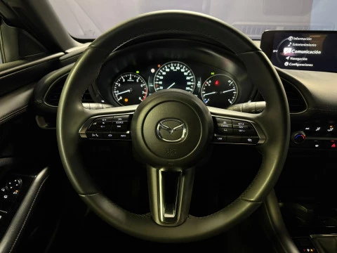 Mazda3 2.5L E-SKY G MHEV 103kW 6AT Prime-line