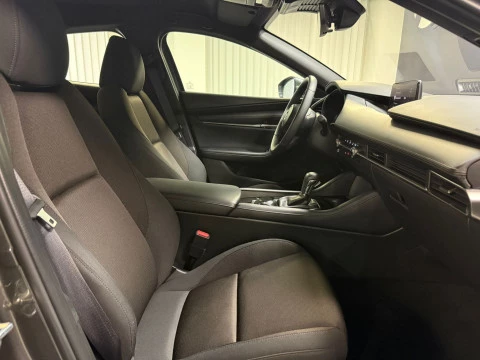 Mazda3 2.5L E-SKY G MHEV 103kW 6AT Prime-line