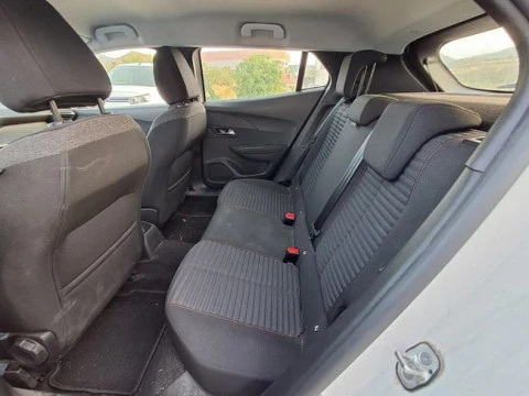 Peugeot 2008 Active BlueHDI 81kW (110CV)