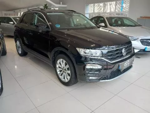 Volkswagen T-Roc Advance 1.0 TSI 81kW (110CV) Volkswagen T-Roc Advance 1.0 TSI 81kW (110CV)