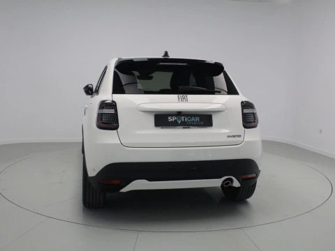 Fiat 600 MHEV LA PRIMA 100CV