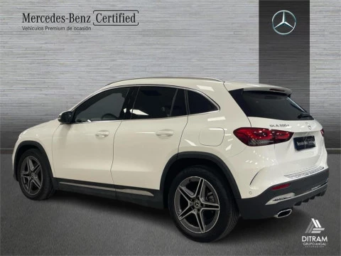 Mercedes-Benz GLA 200 D