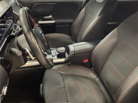 Mercedes-Benz GLA 200 D