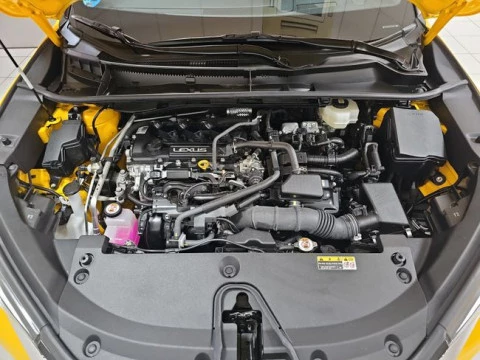 Lexus LBX 1.5 136cv HEV Emotion+