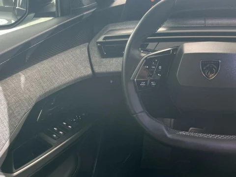Peugeot 3008 Hybrid 1.2 107KW Allure eDCS6