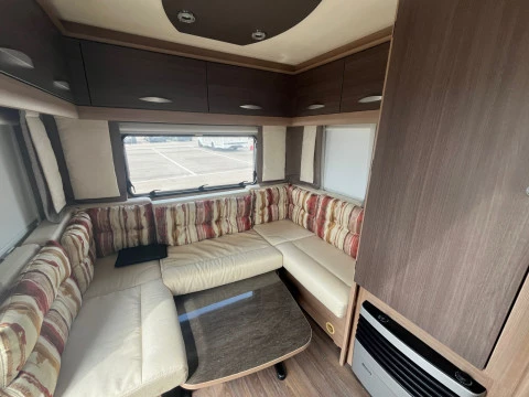 BURSTNER PREMIO PREMIO 435