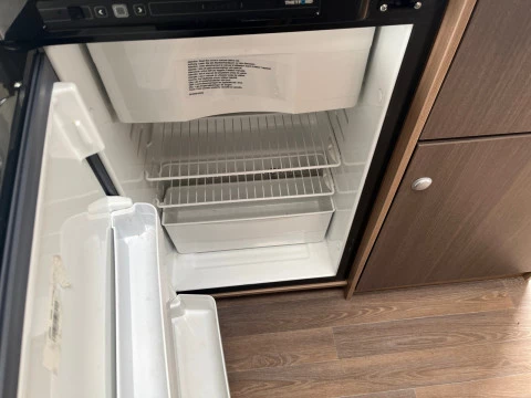 BURSTNER PREMIO PREMIO 435