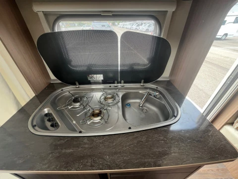 BURSTNER PREMIO PREMIO 435