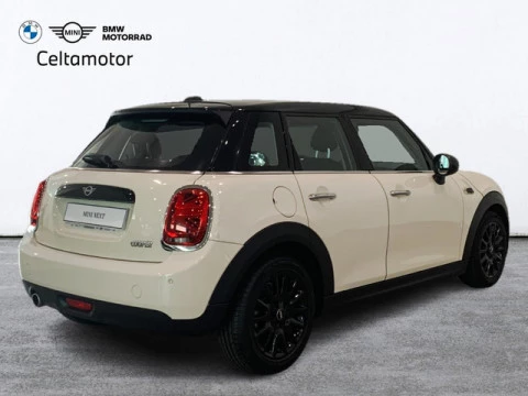 MINI Cabrio Cooper 100 kW (136 CV) MINI Cabrio Cooper 100 kW (136 CV)