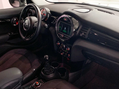 MINI Cabrio Cooper 100 kW (136 CV) MINI Cabrio Cooper 100 kW (136 CV)