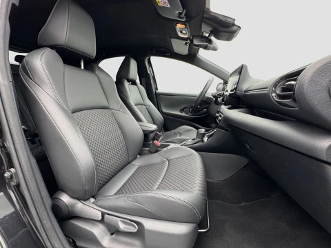 Toyota Yaris 1.5 120H Style Plus
