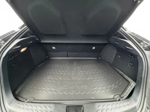 Toyota C-HR 2.0 180H Advance