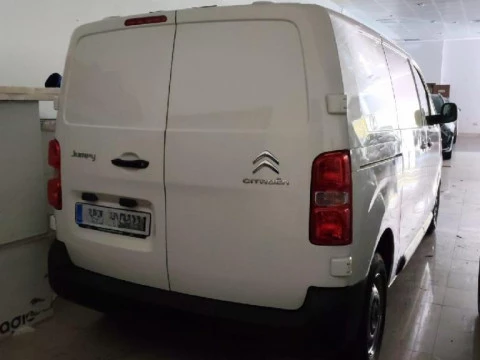 Citroën Jumpy 2.0 BLUEHDI 90KW TALLA M CONFORT 4P