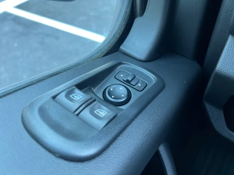 Renault Master Furgón T L2H2 3300 Bl dCi 99kW (135CV)
