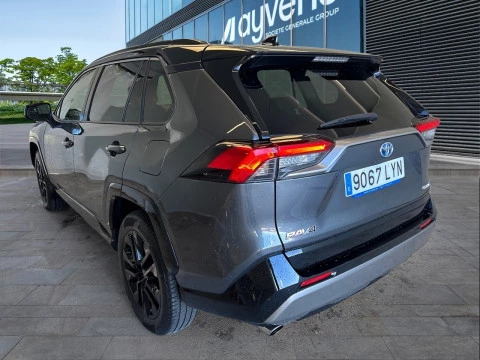 Toyota Rav4 2.5l 220H Style