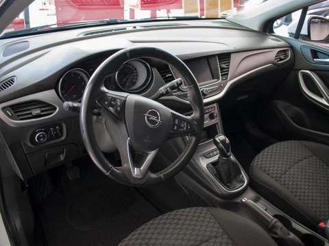 Opel Astra 1.5D DVC 77KW ASTRA 5P Opel Astra 1.5D DVC 77KW ASTRA 5P