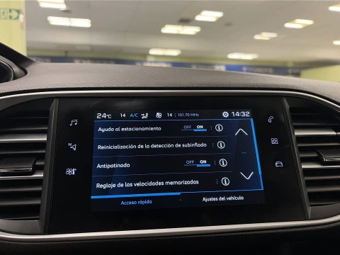 Peugeot 308 BlueHDi 100 SANDS Active 75 kW (100 CV)