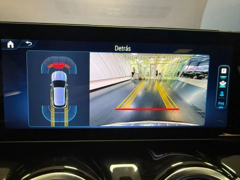 Mercedes-Benz GLA GLA 200 D