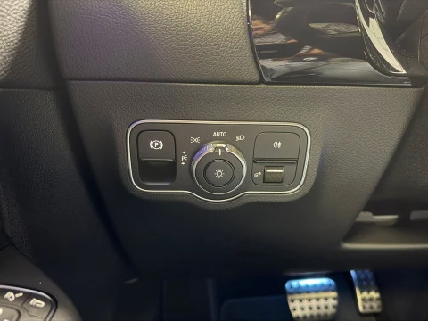 Mercedes-Benz GLA GLA 200 D