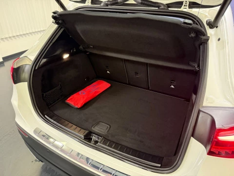 Mercedes-Benz GLA GLA 200 D