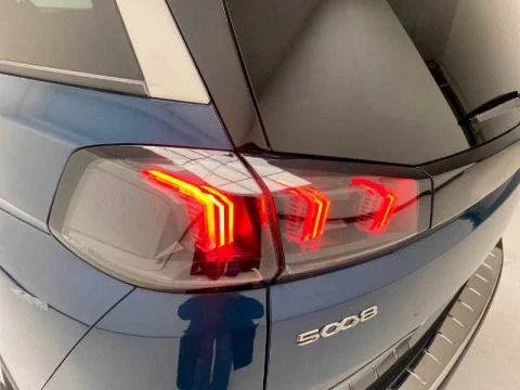 Peugeot 5008 NSUV  Allure Pack Gasolina 130 S&S 6 Vel. MAN