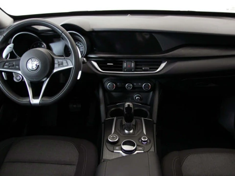 Alfa Romeo STELVIO 2.2 D TURBO AUTO