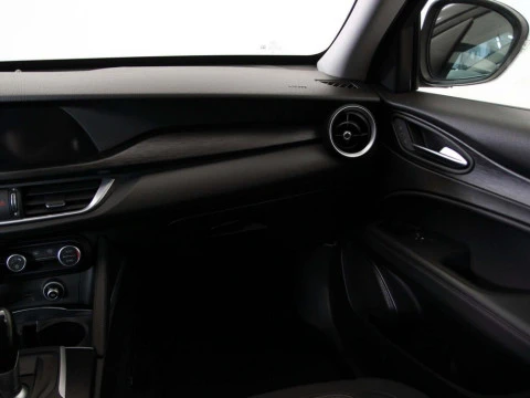 Alfa Romeo STELVIO 2.2 D TURBO AUTO
