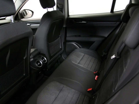 Alfa Romeo STELVIO 2.2 D TURBO AUTO