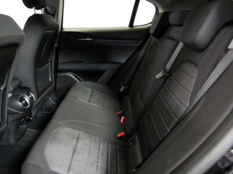 Alfa Romeo STELVIO 2.2 D TURBO AUTO