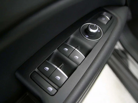 Alfa Romeo STELVIO 2.2 D TURBO AUTO
