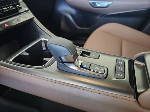 Lexus LBX 1.5 136cv HEV Elegant+