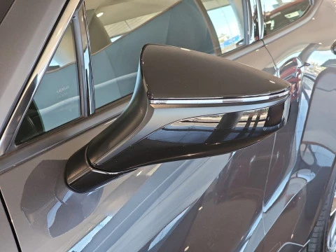 Lexus LBX 1.5 136cv HEV Elegant+