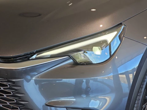 Lexus LBX 1.5 136cv HEV Elegant+