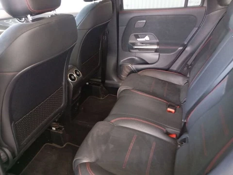 Mercedes-Benz GLA GLA 200 D