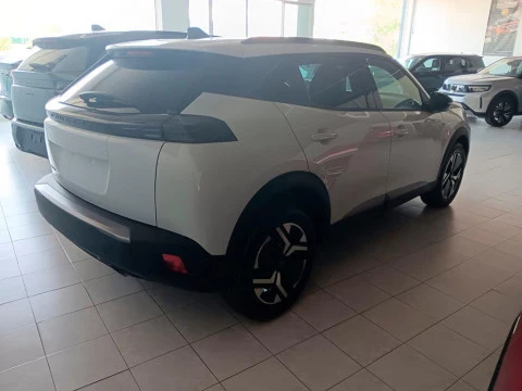 Peugeot 2008 1.2 GASOLINA 100 S&S ALLURE 5P