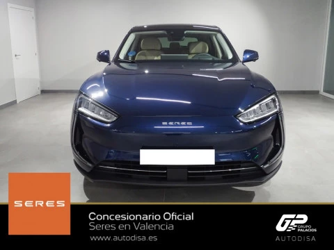 Seres 5 SERES 5 Premium (4WD)