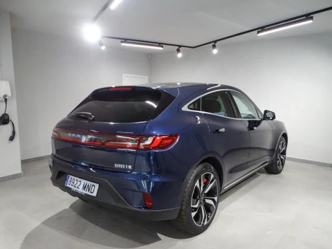 Seres 5 SERES 5 Premium (4WD)