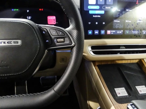 Seres 5 SERES 5 Premium (4WD)