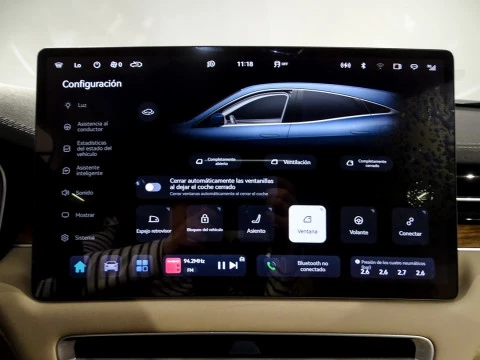 Seres 5 SERES 5 Premium (4WD)