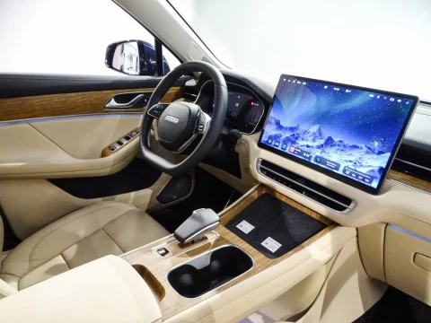 Seres 5 SERES 5 Premium (4WD)