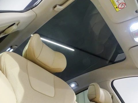 Seres 5 SERES 5 Premium (4WD)