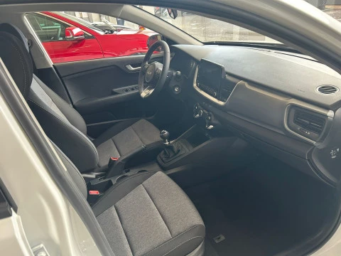 Kia Stonic 1.2 DPi 58kW (79CV) Concept