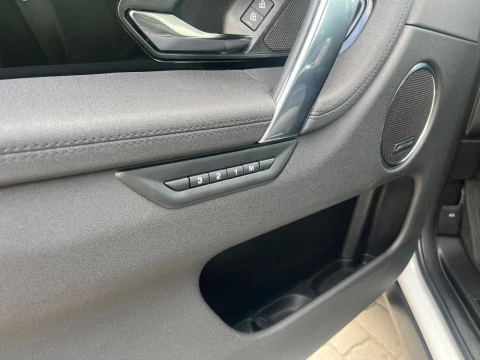 Land Rover Discovery Sport 2.0D TD4 204 PS AWD Auto MHEV SE