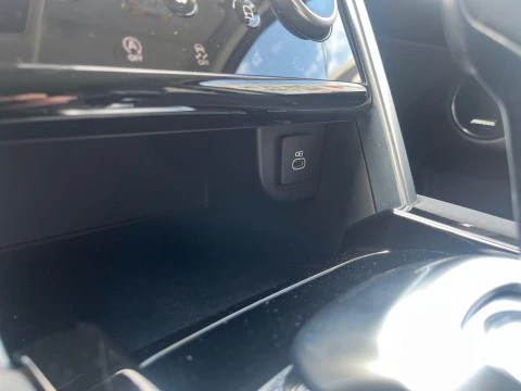 Land Rover Discovery Sport 2.0D TD4 204 PS AWD Auto MHEV SE