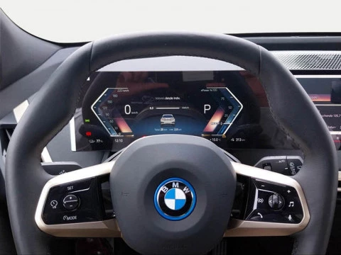 BMW iX xDrive40