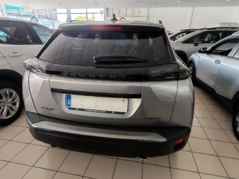Peugeot 2008 1.2 HYBRID 145 ALLURE EDSC6 5P